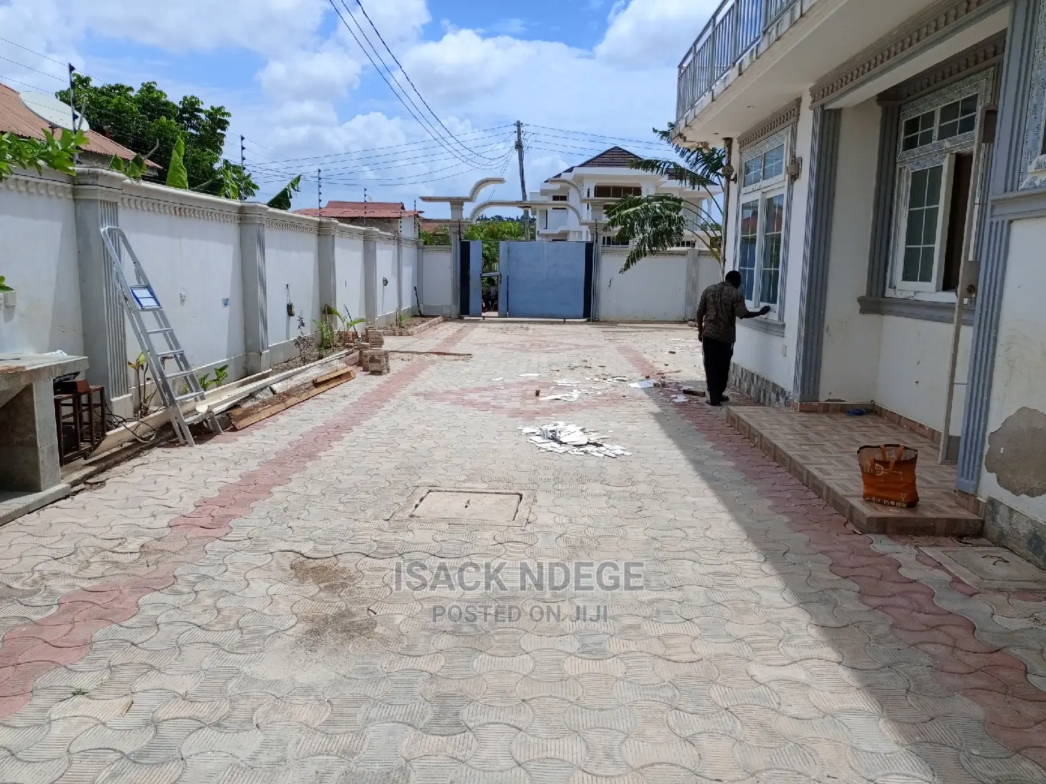 4bdrm House in Mbweni, Kinondoni for Sale
