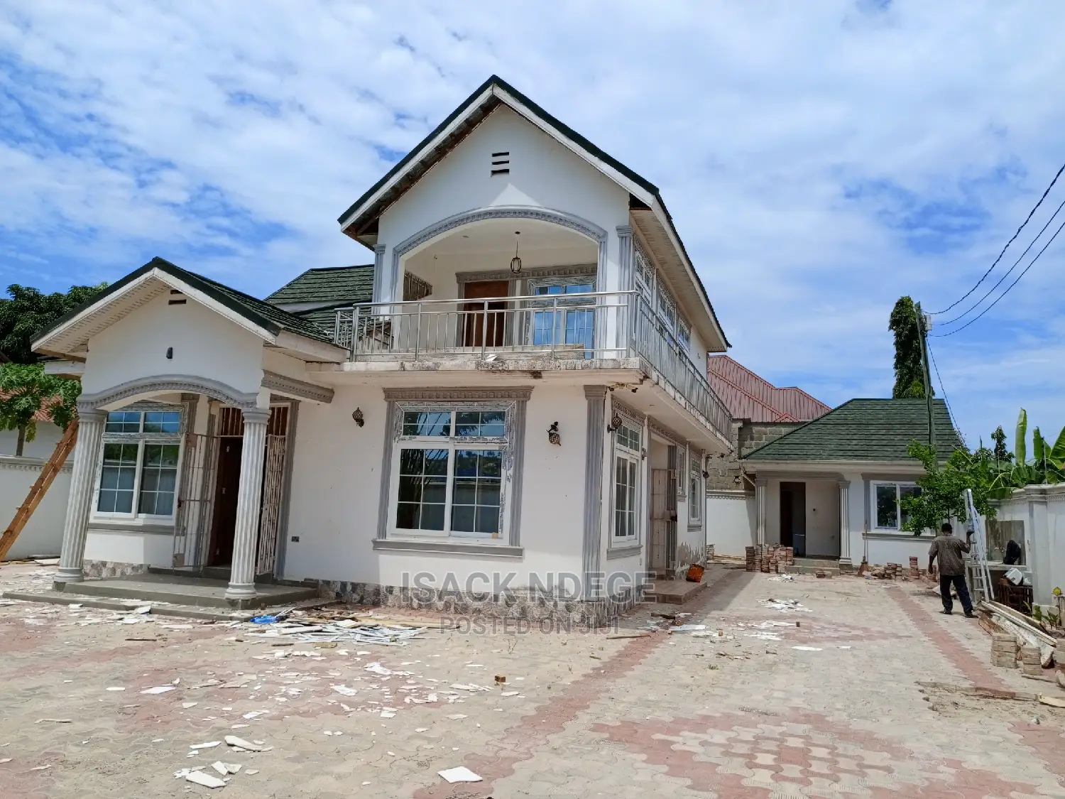 4bdrm House in Mbweni, Kinondoni for Sale