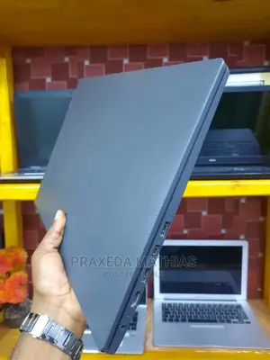 Laptop Lenovo Ideapad 3-14iil05 4GB Intel Core 2 Duo HDD 500GB