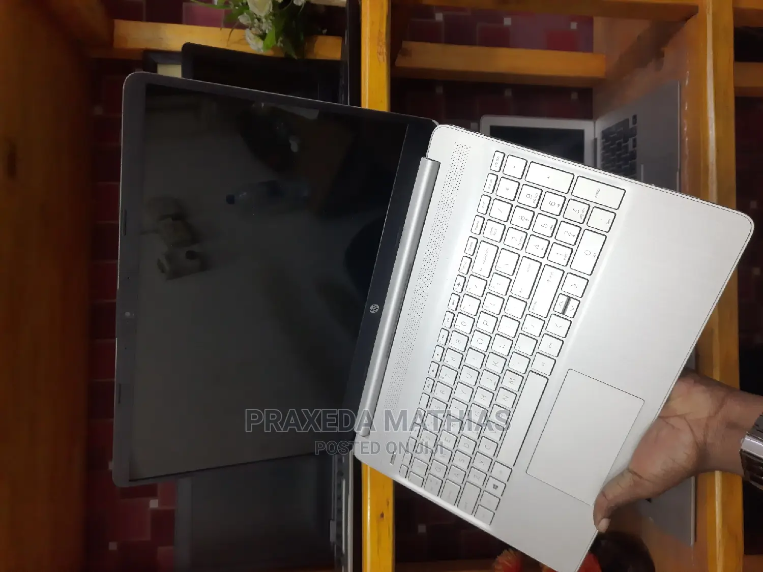 New Laptop HP Pavilion 15 8GB AMD SSD 256GB