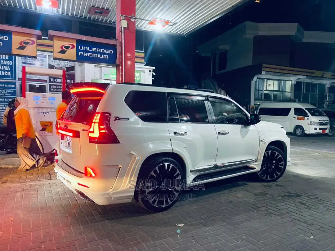 Toyota Land Cruiser Prado 2.7 2018 White