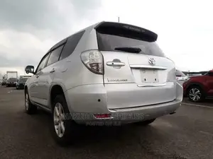 Toyota Vanguard 2008 Silver