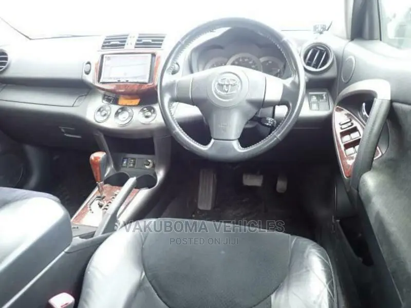Toyota Vanguard 2008 Silver