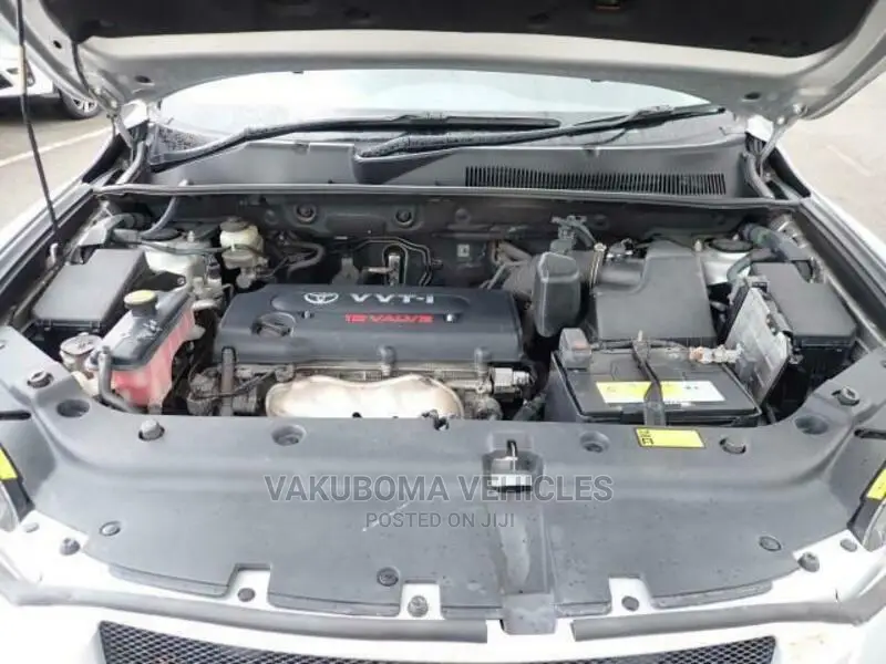 Toyota Vanguard 2008 Silver