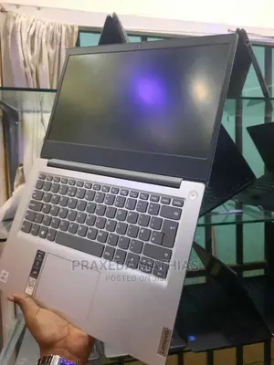 New Laptop Lenovo Ideapad 3-14iil05 8GB Intel Core I3 HDD 1T