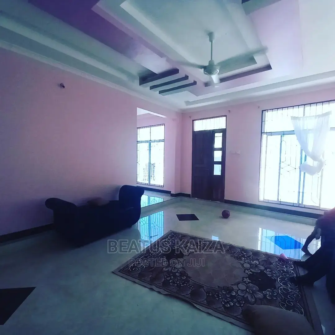 3bdrm Villa in Kigamboni Mjimwema for rent