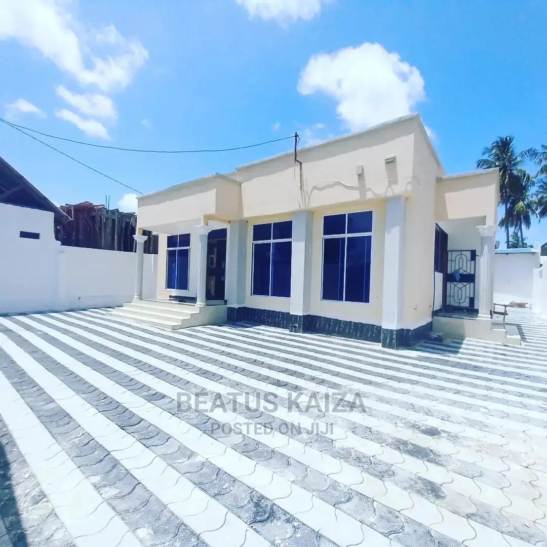 3bdrm Villa in Kigamboni Mjimwema for rent
