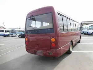 Mitsubishi Fuso Rosa 2000 Red