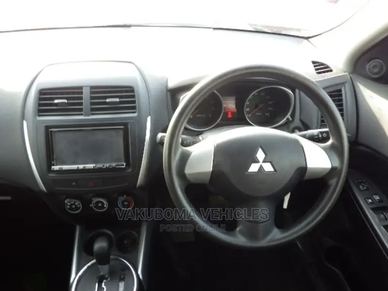 Mitsubishi RVR 2010 Red