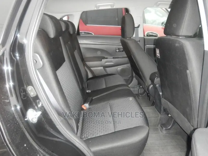 Mitsubishi RVR 2.0 2012 Black