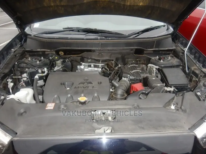 Mitsubishi RVR 2.0 2012 Black