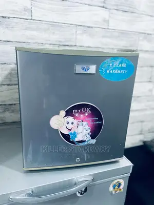 Mini Fridge Bado Mpya