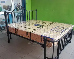 Kitanda Kizuri Sana Simple