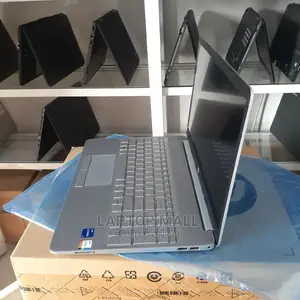 New Laptop HP ProBook 4415S 8GB Intel Core I7 SSD 256GB