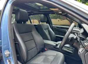 Mercedes-Benz E250 2012 Blue