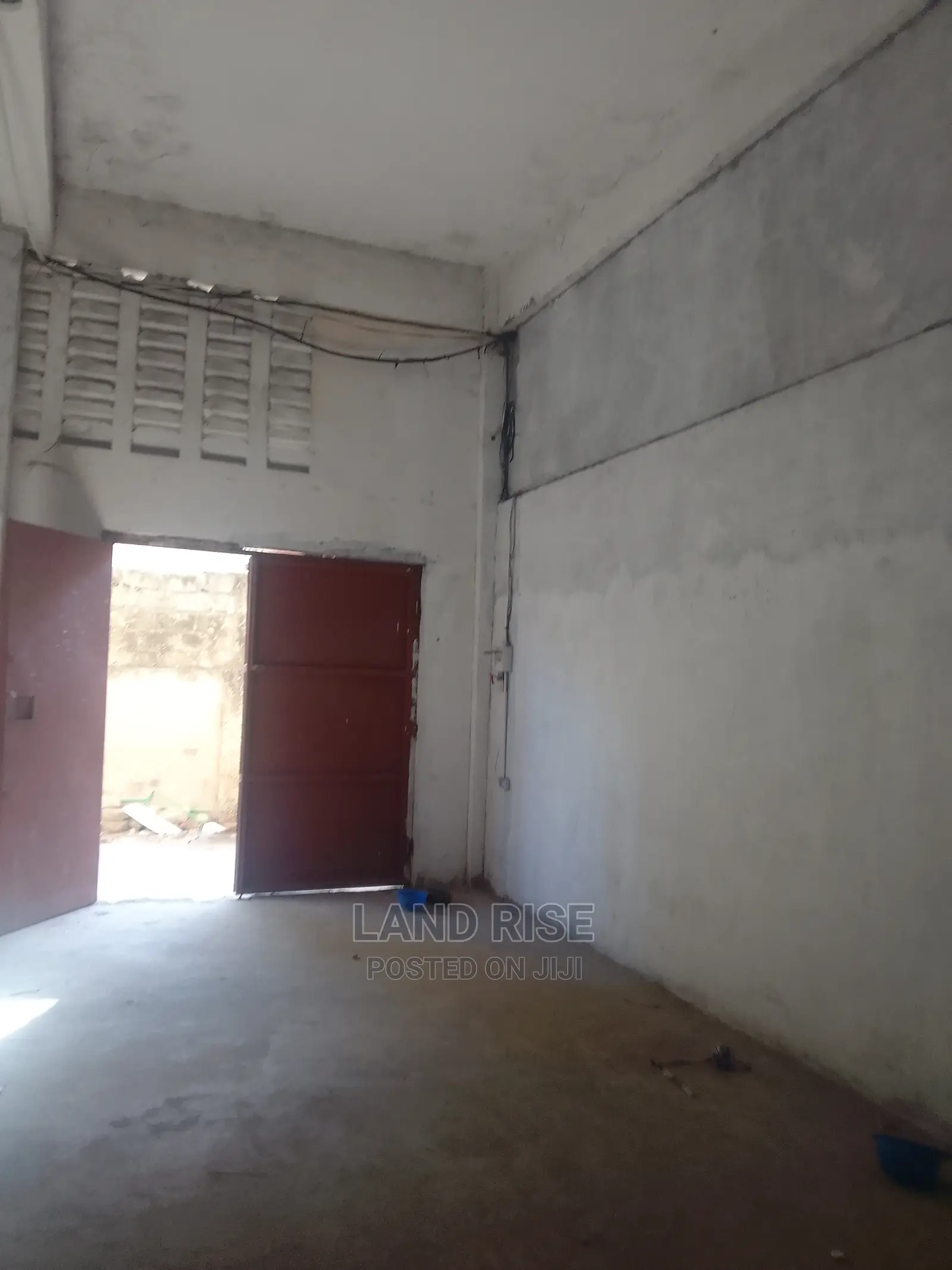 Warehouse 150 Sqm Mikocheni