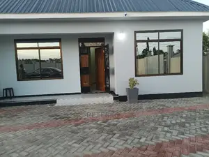 2bdrm Apartment in Kimara for Rent