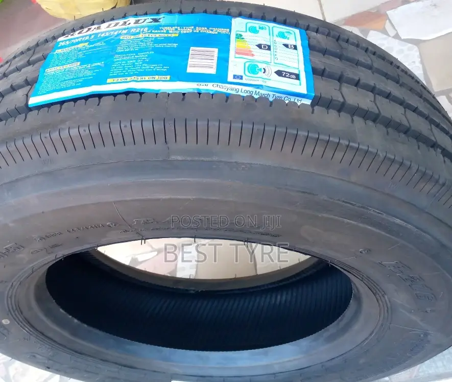Roadlux 265/70r19.5