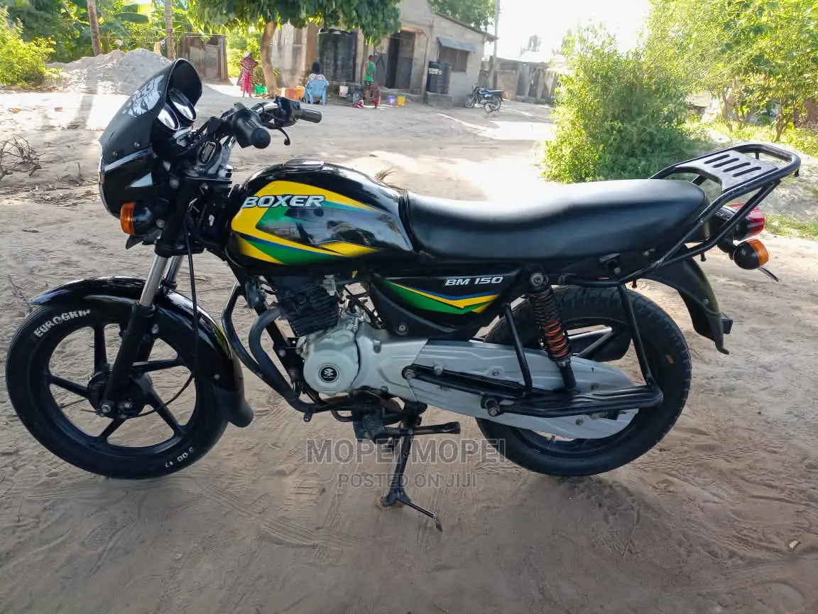 Bajaj Boxer 125 2021 Green