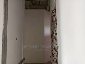3bdrm Apartment in Chamazi Magengen, Mbagala for Sale