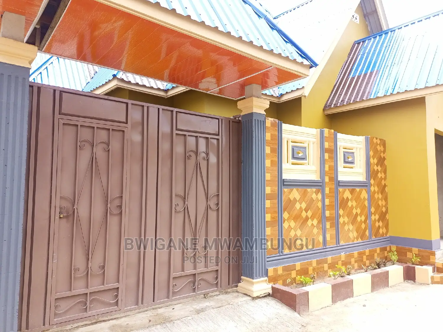 3bdrm Apartment in Chamazi Magengen, Mbagala for Sale