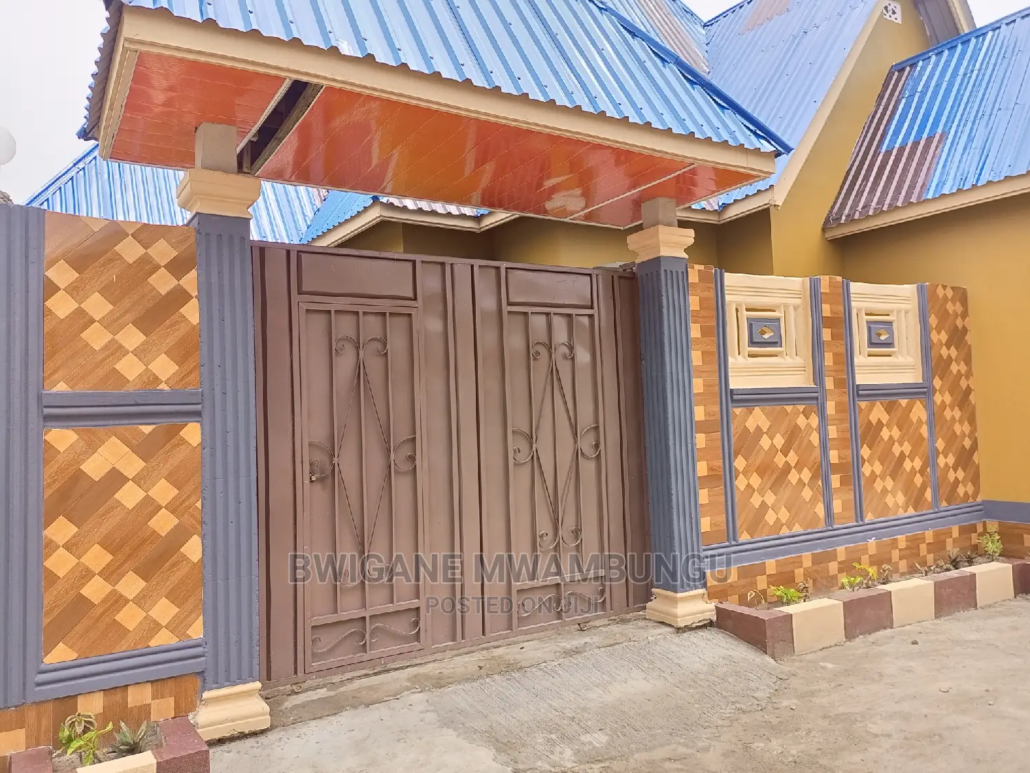 3bdrm Apartment in Chamazi Magengen, Mbagala for Sale