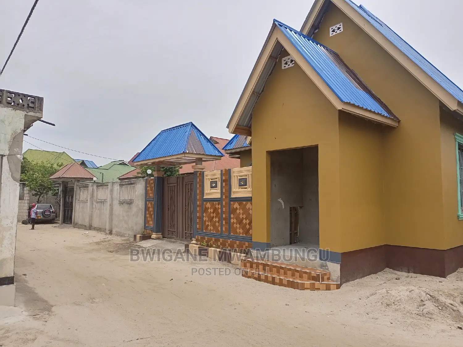 3bdrm Apartment in Chamazi Magengen, Mbagala for Sale