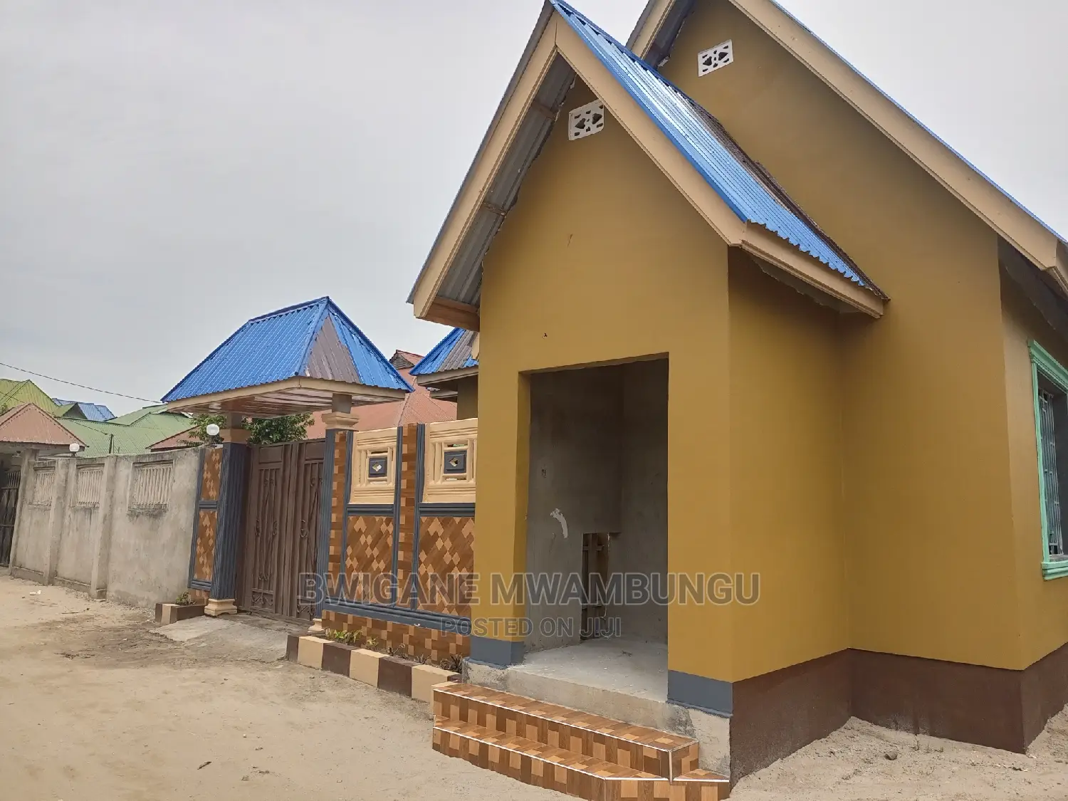 3bdrm Apartment in Chamazi Magengen, Mbagala for Sale