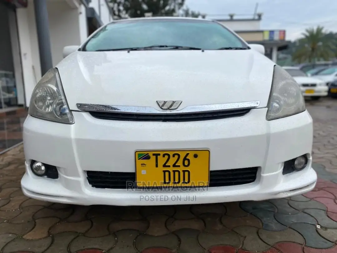 Toyota Wish 2005 White