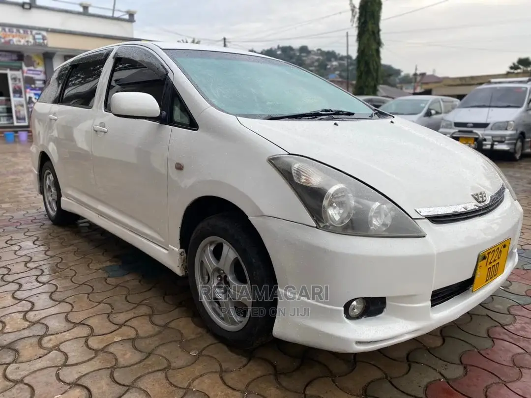 Toyota Wish 2005 White