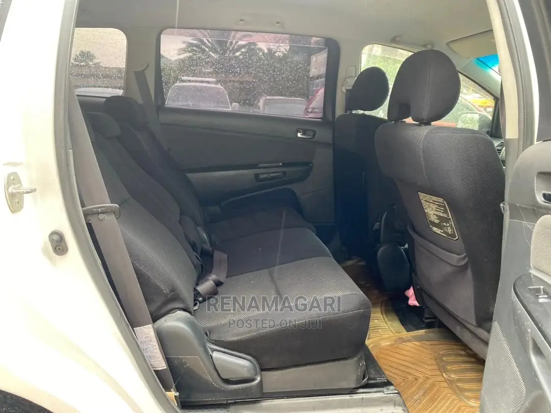Toyota Wish 2005 White