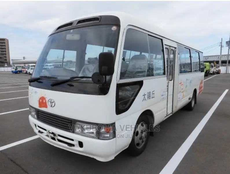 Toyota Coaster 1996 White