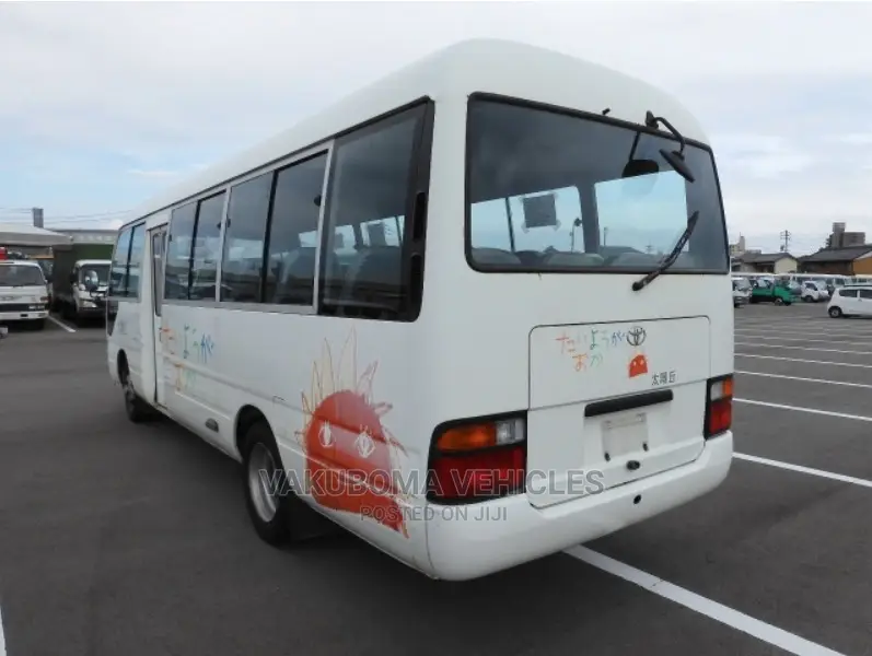 Toyota Coaster 1996 White