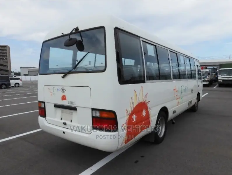Toyota Coaster 1996 White
