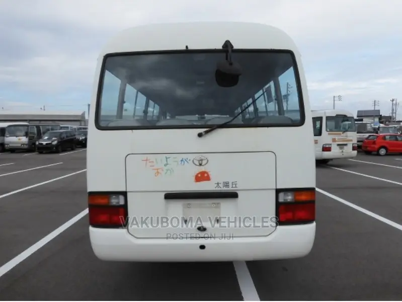 Toyota Coaster 1996 White