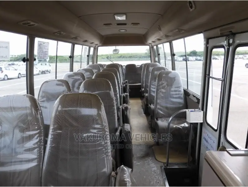 Toyota Coaster 1996 White