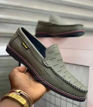 Men's Casual Shoes