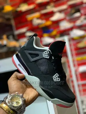 Photo - New Air Jordan 4