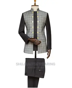 Collarles Suits