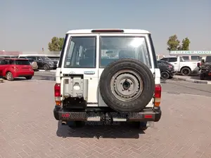 Toyota Land Cruiser 2015 White