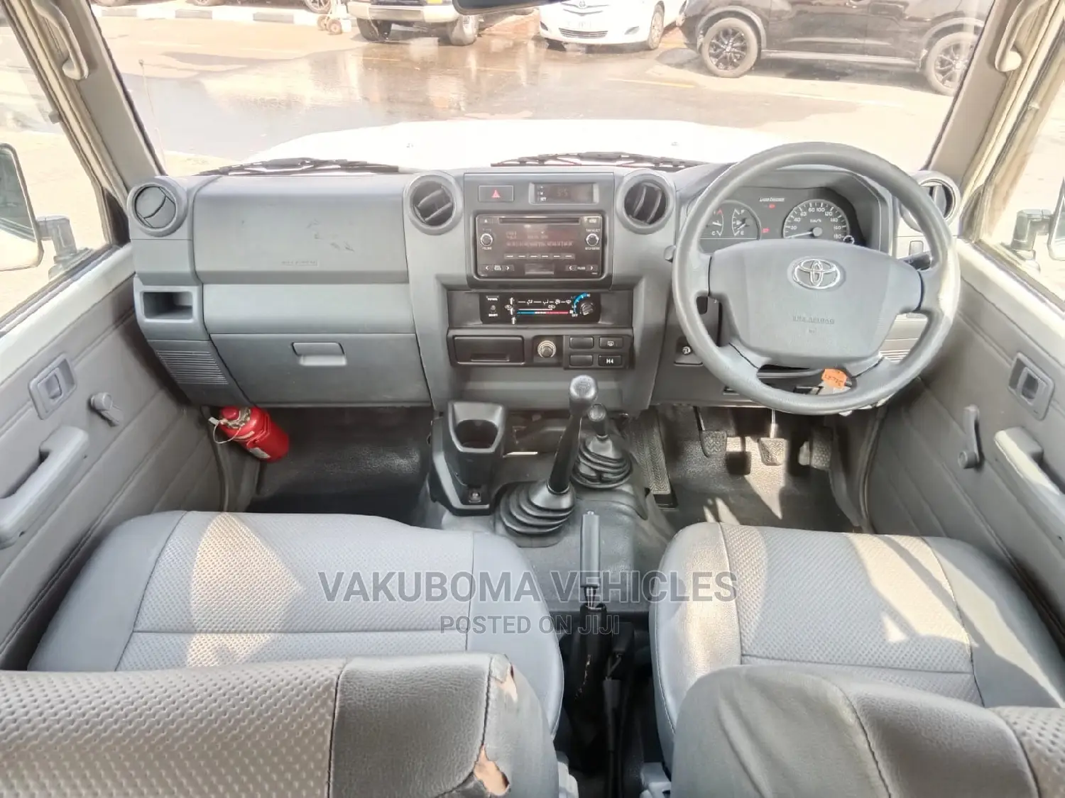 Toyota Land Cruiser 2015 White