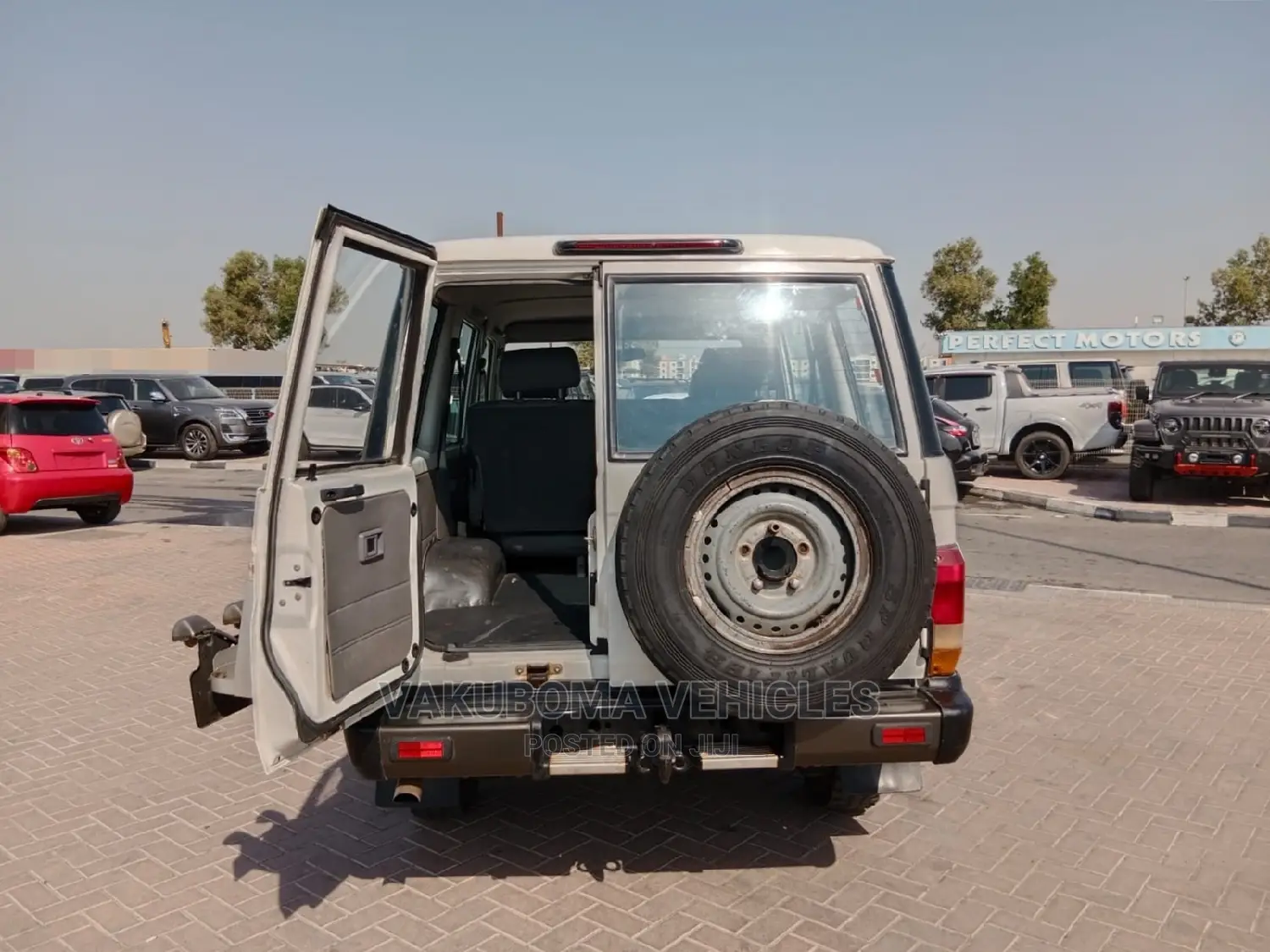 Toyota Land Cruiser 2015 White