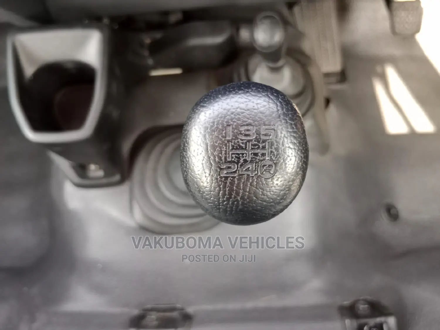 Toyota Land Cruiser 2015 White