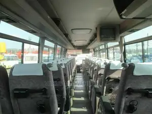 Isuzu Executive Bus 2001 Silver