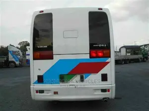 Isuzu Executive Bus 1998 White