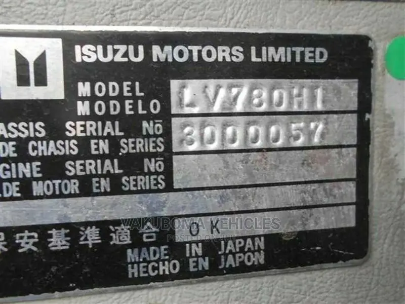 Isuzu Executive Bus 1998 White
