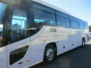 Isuzu Executive Bus 2009 White