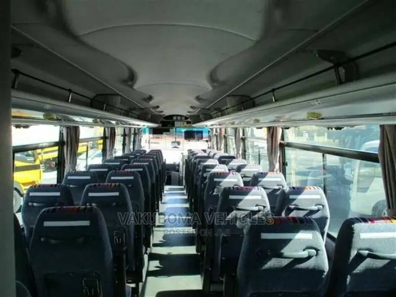 Isuzu Executive Bus 2009 White