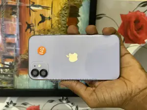 Apple iPhone 11 64 GB Purple