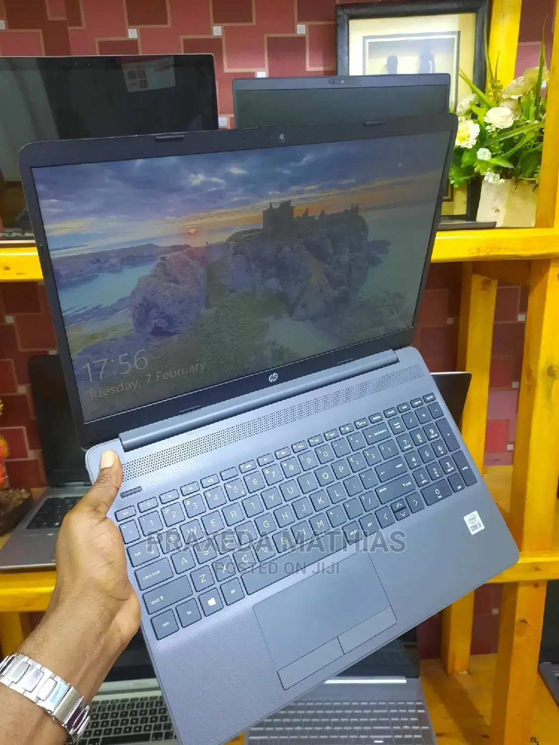 New Laptop HP 250 G8 8GB Intel Core I5 HDD 1T